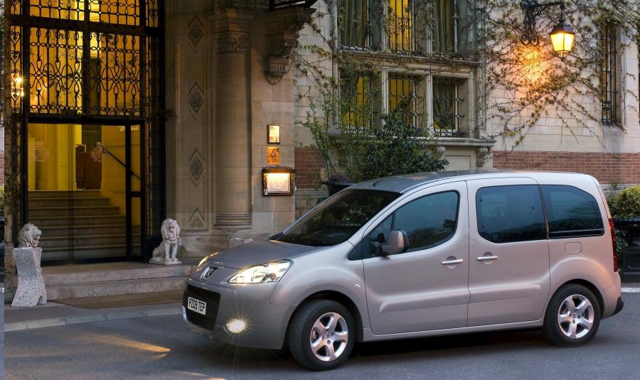  Peugeot Partner Tepee With Seven Seats 2009 года  (фото 9 из 10)